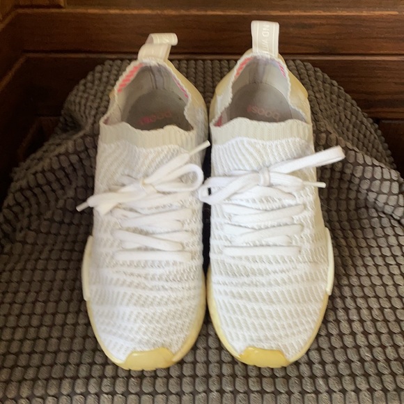 Adidas NMD R1 Sneaker - Picture 2 of 6